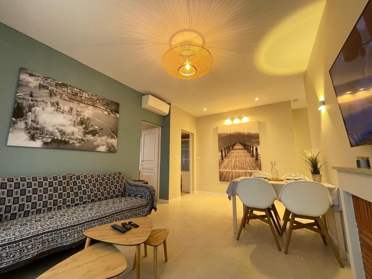 Superbe T3 Climatise - 62M2 - 4 Etoiles - Centre Historique Vue Port De Plaisance - Wifi - 5E Avec Ascenseur Apartment Toulon Exterior photo